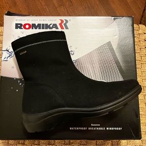Romika Cassie 61 Waterproof Boots in Black Size 38